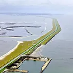 Near Marina * Nieuwpoort